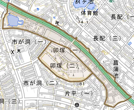 卯塚とその周辺の地図。町の範囲を重ねている