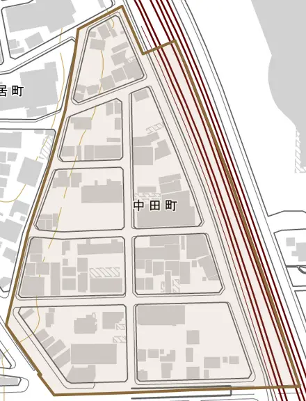 中田町とその周辺の地図。町の範囲を重ねている