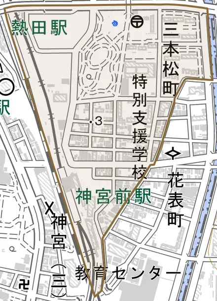 三本松町とその周辺の地図。町の範囲を重ねている