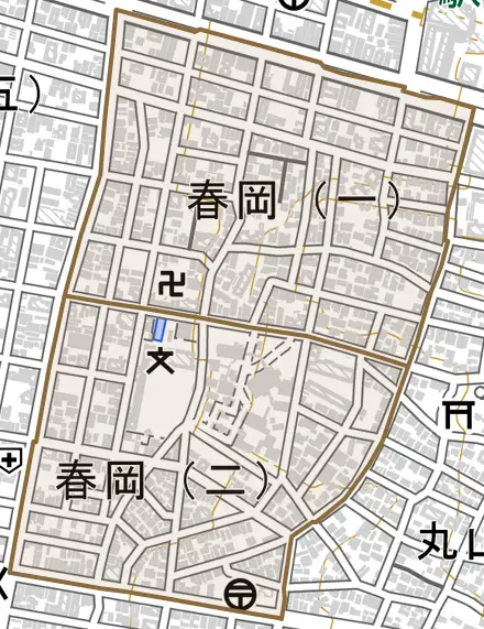 春岡とその周辺の地図。町の範囲を重ねている