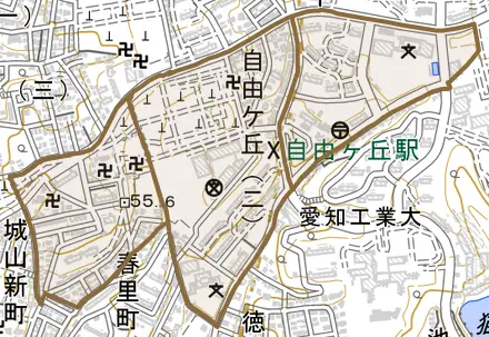 自由ケ丘とその周辺の地図。町の範囲を重ねている