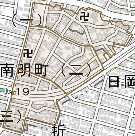 南明町とその周辺の地図。町の範囲を重ねている