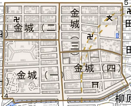 金城とその周辺の地図。町の範囲を重ねている