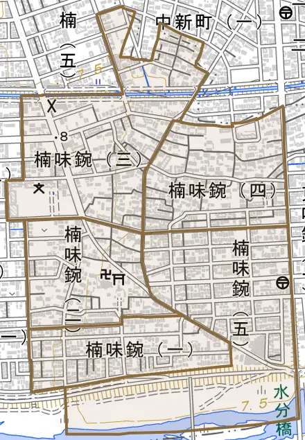 楠味鋺とその周辺の地図。町の範囲を重ねている
