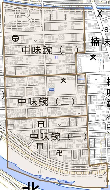 中味鋺とその周辺の地図。町の範囲を重ねている