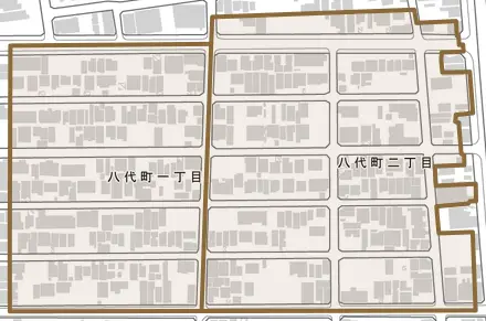 八代町とその周辺の地図。町の範囲を重ねている