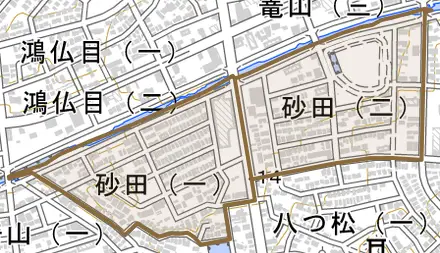 砂田とその周辺の地図。町の範囲を重ねている