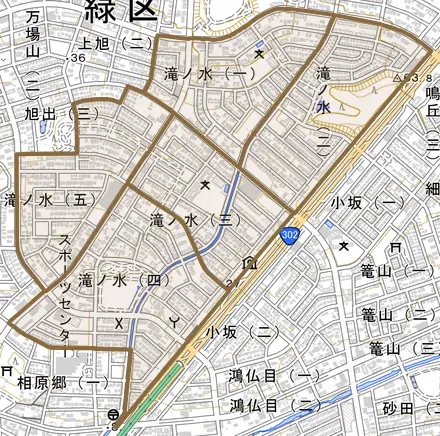 滝ノ水とその周辺の地図。町の範囲を重ねている