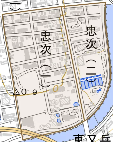 忠次とその周辺の地図。町の範囲を重ねている