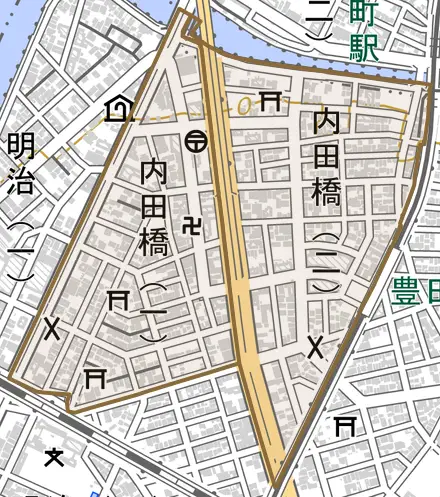 内田橋とその周辺の地図。町の範囲を重ねている