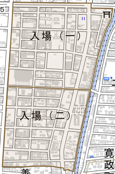 入場とその周辺の地図。町の範囲を重ねている