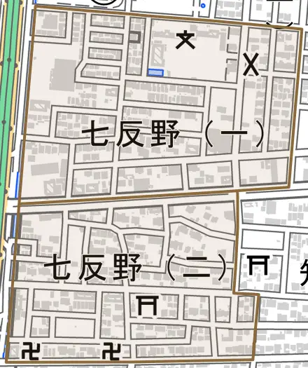七反野とその周辺の地図。町の範囲を重ねている