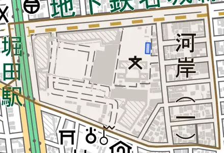 河岸とその周辺の地図。町の範囲を重ねている