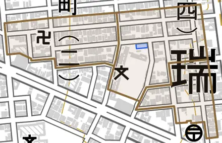 牧町とその周辺の地図。町の範囲を重ねている