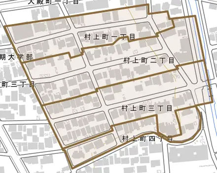 村上町とその周辺の地図。町の範囲を重ねている