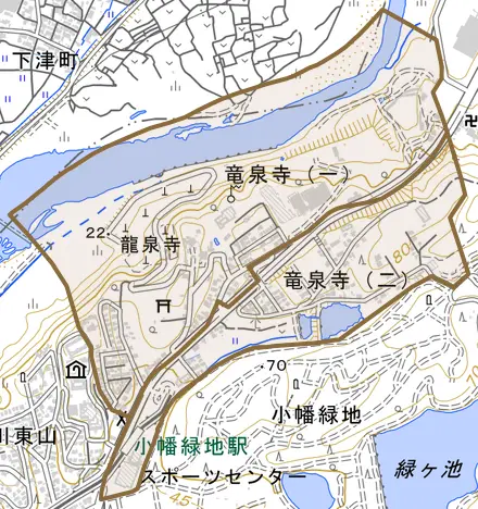 竜泉寺とその周辺の地図。町の範囲を重ねている
