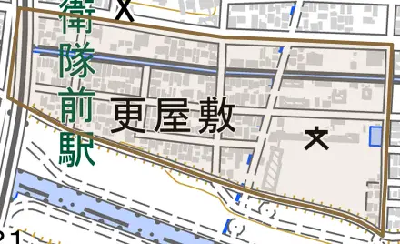 更屋敷とその周辺の地図。町の範囲を重ねている