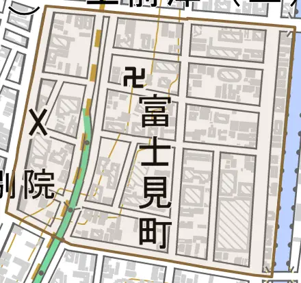 富士見町とその周辺の地図。町の範囲を重ねている