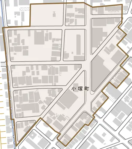 小塚町とその周辺の地図。町の範囲を重ねている