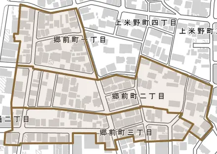 郷前町とその周辺の地図。町の範囲を重ねている
