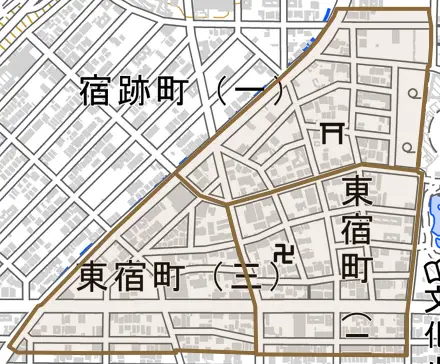 東宿町とその周辺の地図。町の範囲を重ねている