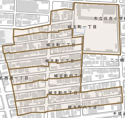 城主町とその周辺の地図。町の範囲を重ねている