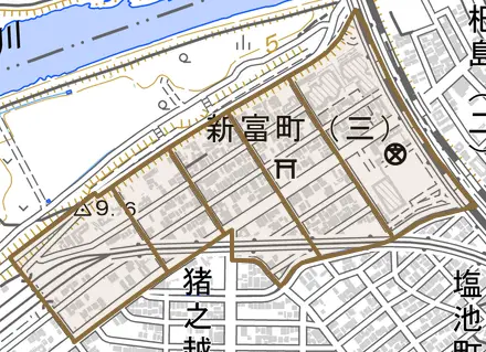 新富町とその周辺の地図。町の範囲を重ねている