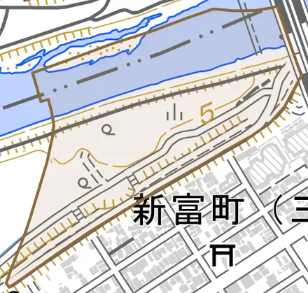 枇杷島町とその周辺の地図。町の範囲を重ねている