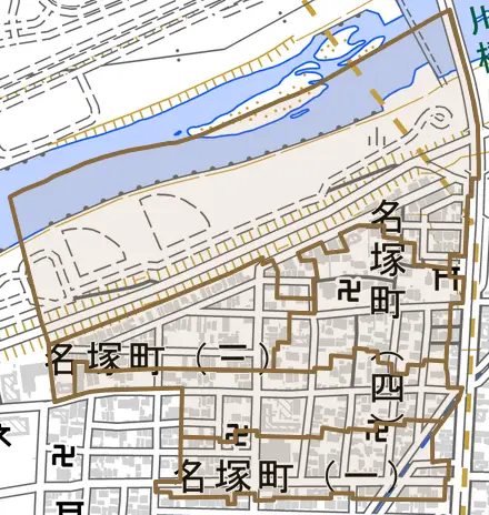 名塚町とその周辺の地図。町の範囲を重ねている
