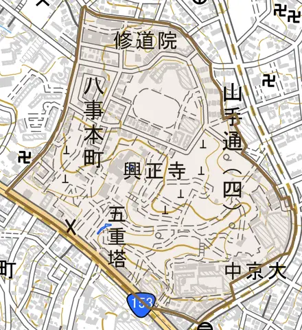 八事本町とその周辺の地図。町の範囲を重ねている