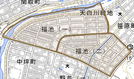 福池とその周辺の地図。町の範囲を重ねている