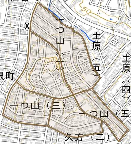 一つ山とその周辺の地図。町の範囲を重ねている