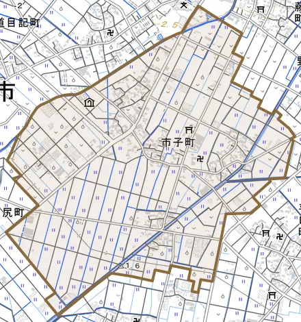 市子町とその周辺の地図。町の範囲を重ねている