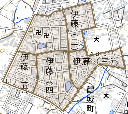 伊藤とその周辺の地図。町の範囲を重ねている