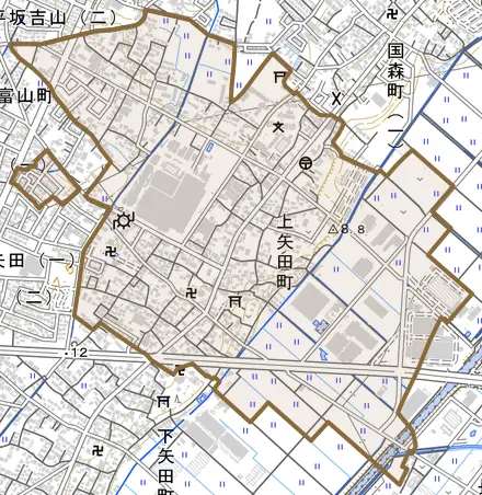 上矢田町とその周辺の地図。町の範囲を重ねている