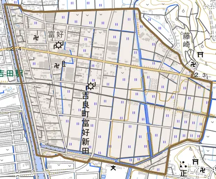 吉良町富好新田とその周辺の地図。町の範囲を重ねている