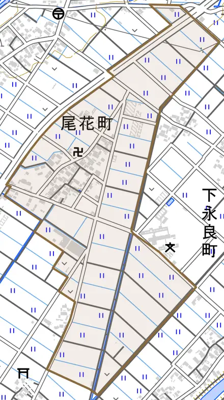 尾花町とその周辺の地図。町の範囲を重ねている