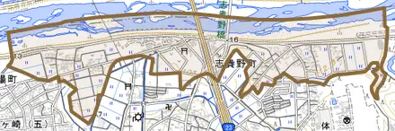 志貴野町とその周辺の地図。町の範囲を重ねている