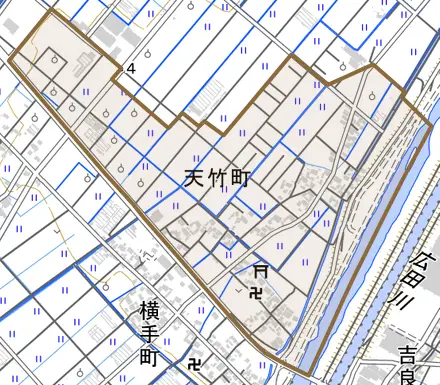 天竹町とその周辺の地図。町の範囲を重ねている