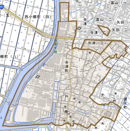 寺津町とその周辺の地図。町の範囲を重ねている