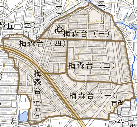 梅森台とその周辺の地図。町の範囲を重ねている