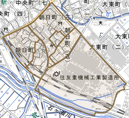 朝日町とその周辺の地図。町の範囲を重ねている