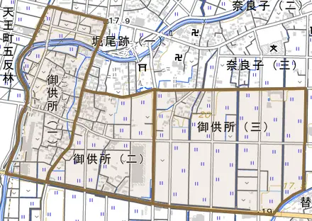 御供所とその周辺の地図。町の範囲を重ねている