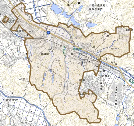 藤川町とその周辺の地図。町の範囲を重ねている
