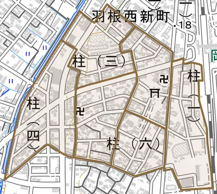 柱とその周辺の地図。町の範囲を重ねている