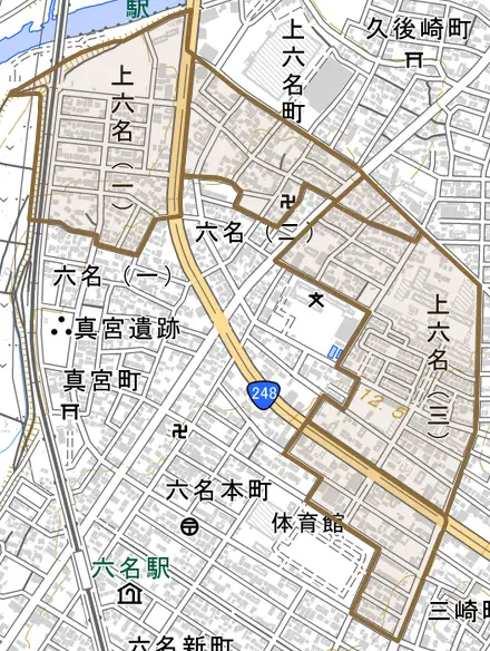 上六名とその周辺の地図。町の範囲を重ねている