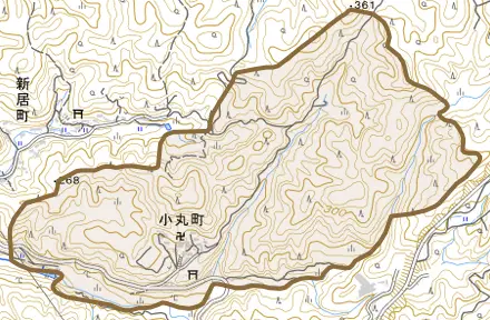 小丸町とその周辺の地図。町の範囲を重ねている