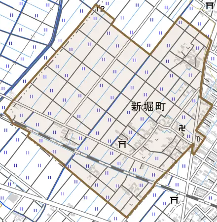 新堀町とその周辺の地図。町の範囲を重ねている