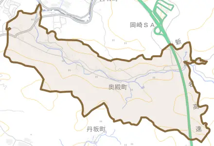 奥殿町とその周辺の地図。町の範囲を重ねている