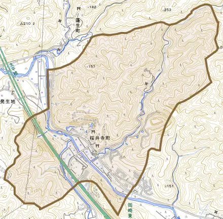 桜井寺町とその周辺の地図。町の範囲を重ねている